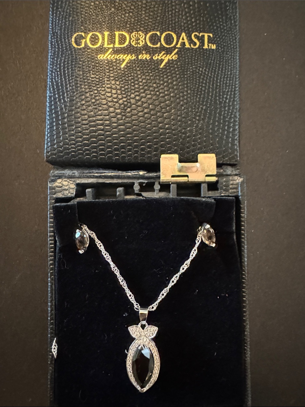 Gold Coast Silver-tone brown Crystal Pendant Necklace and Earrings Set